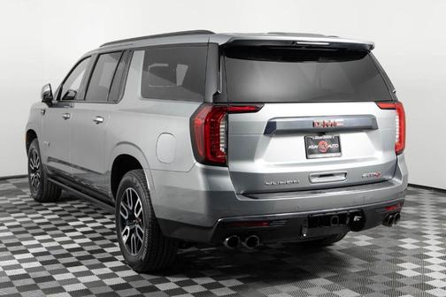 2023 GMC Yukon XL AT4