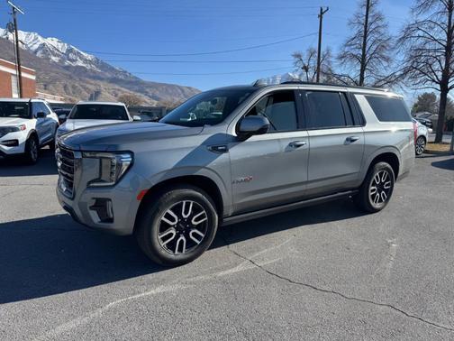 2023 GMC Yukon XL AT4