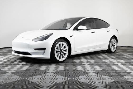 2022 Tesla Model 3 Long Range