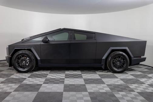 2024 Tesla Cybertruck Base