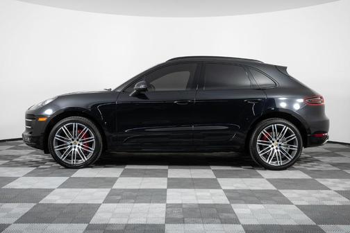 2015 Porsche Macan Turbo