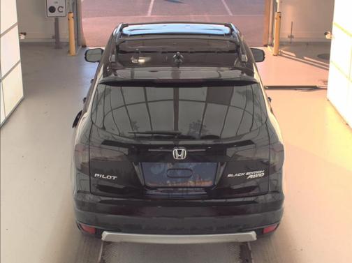 2022 Honda Pilot Black Edition