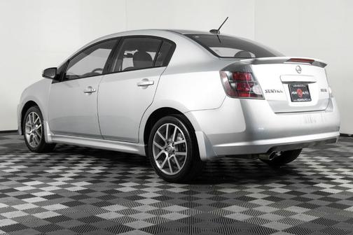 2008 Nissan Sentra SE-R