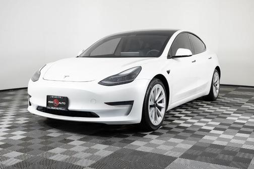 2021 Tesla Model 3 Standard Range Plus