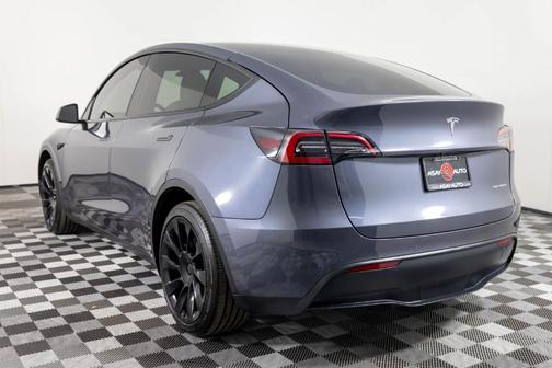 2022 Tesla Model Y Long Range