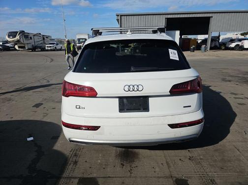 2020 Audi Q5 40 Premium Plus