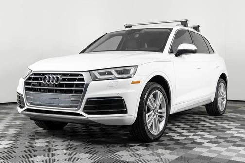 2020 Audi Q5 40 Premium Plus