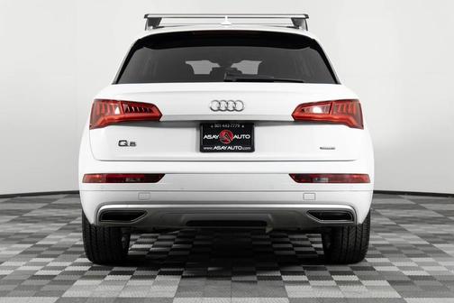2020 Audi Q5 40 Premium Plus