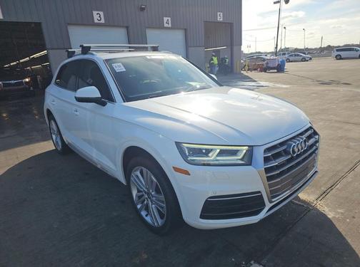 2020 Audi Q5 40 Premium Plus