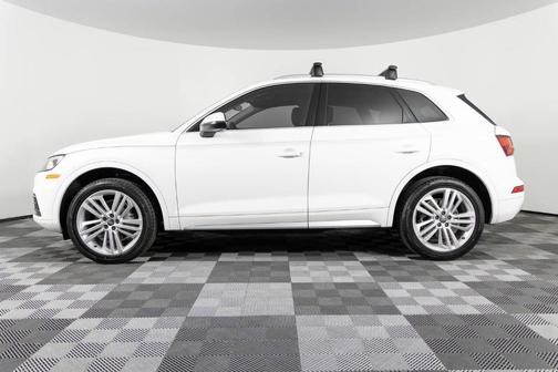 2020 Audi Q5 40 Premium Plus