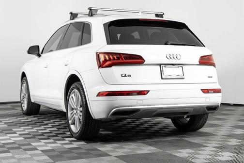 2020 Audi Q5 40 Premium Plus
