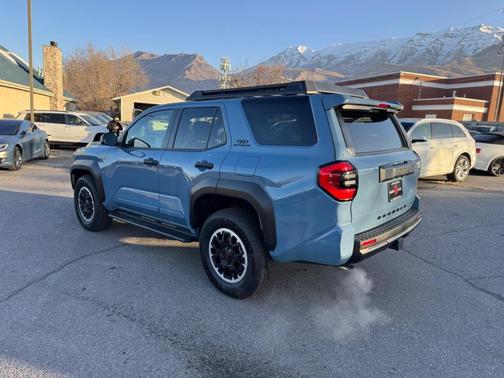 2025 Toyota 4Runner Hybrid TRD