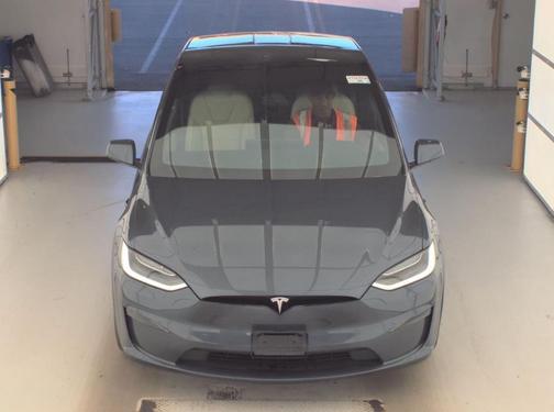 2022 Tesla Model X Plaid