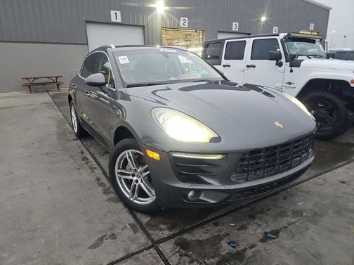 2016 Porsche Macan S