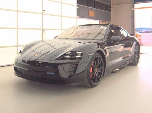 2022 Porsche Taycan GTS
