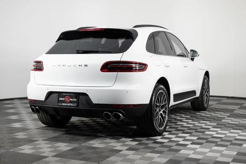 2016 Porsche Macan S