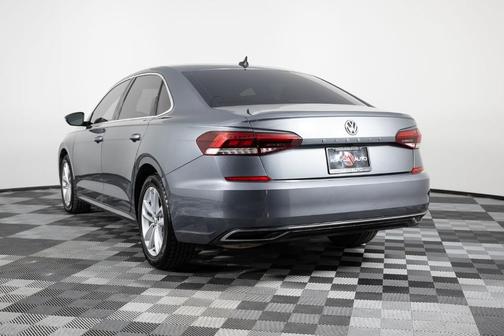 2020 Volkswagen Passat 2.0T SE