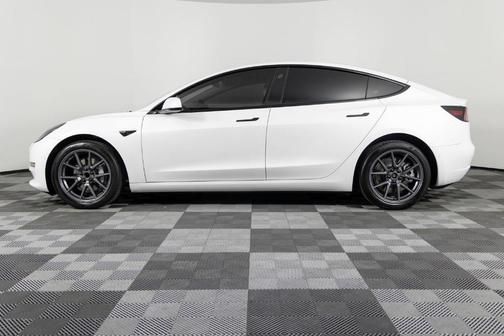 2022 Tesla Model 3 Base