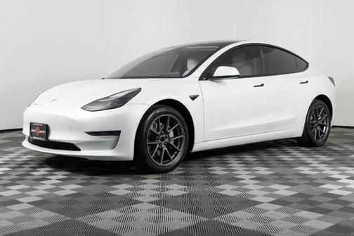 2022 Tesla Model 3 Base