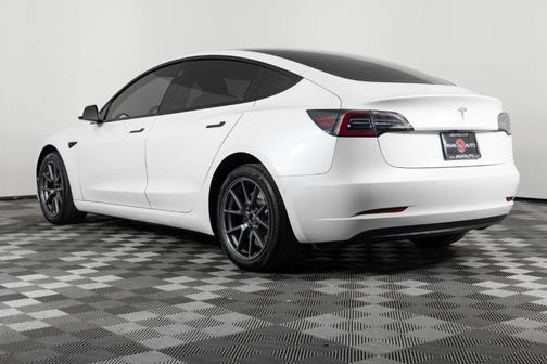 2022 Tesla Model 3 Base