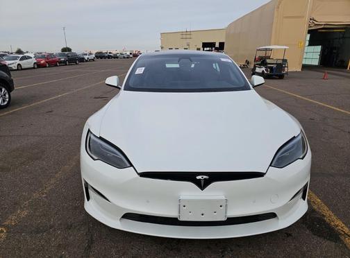 2022 Tesla Model S Plaid