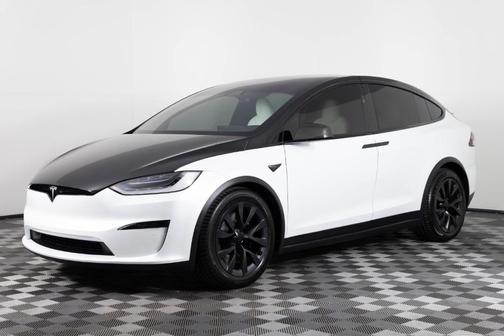 Pearl White Multi 2022 Tesla Model X Plaid