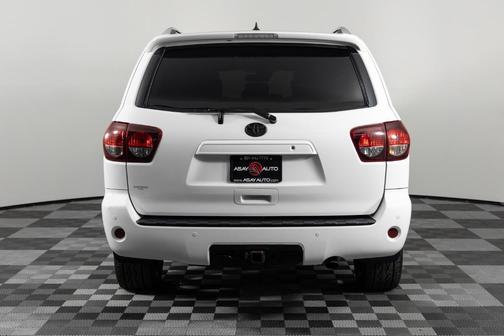 2018 Toyota Sequoia SR5