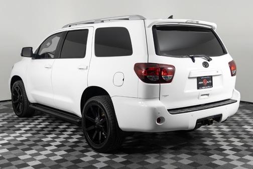 2018 Toyota Sequoia SR5