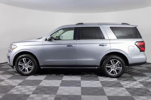 Iconic Silver Metallic 2023 Ford Expedition Limited