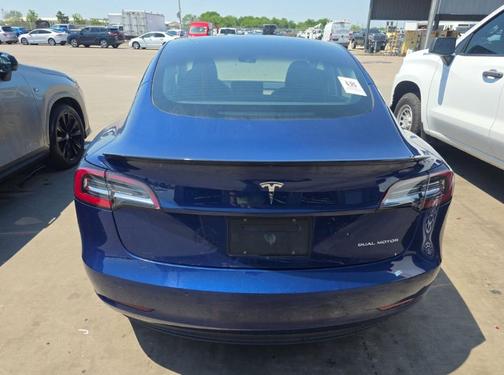 Deep Blue Metallic 2022 Tesla Model 3 Long Range