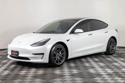 Pearl White Multi 2023 Tesla Model 3 Base