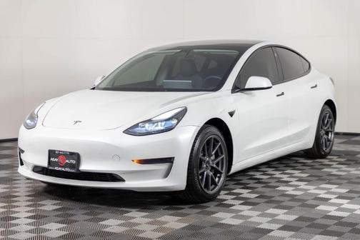 Pearl White Multi 2023 Tesla Model 3 Base