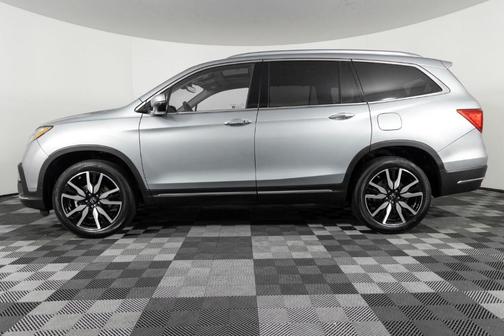 2022 Honda Pilot Touring 7-Passenger