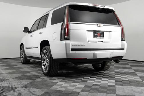 2016 Cadillac Escalade Luxury