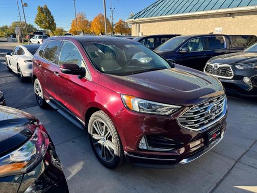 2019 Ford Edge Titanium