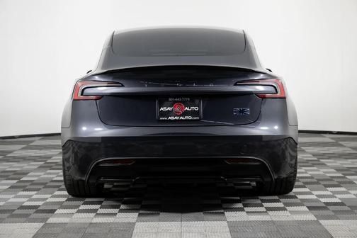 2024 Tesla Model 3 Performance