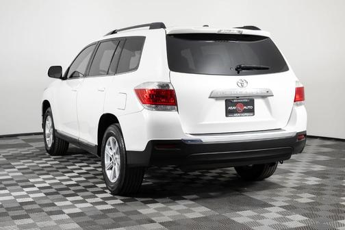2013 Toyota Highlander Base Plus