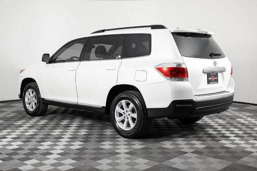 2013 Toyota Highlander Base Plus