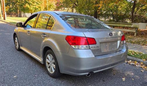 2010 Subaru Legacy Premium