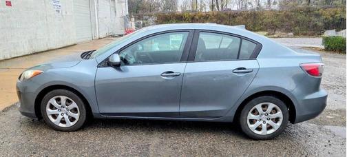 2013 Mazda Mazda3 i SV
