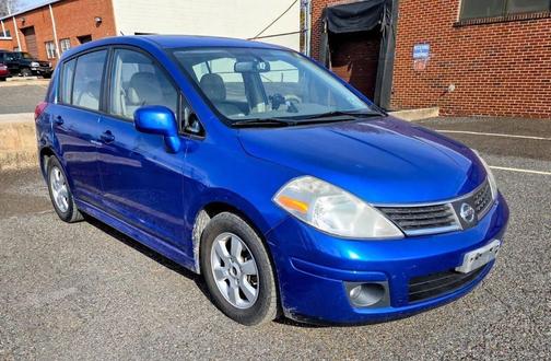 2009 Nissan Versa 1.8 SL