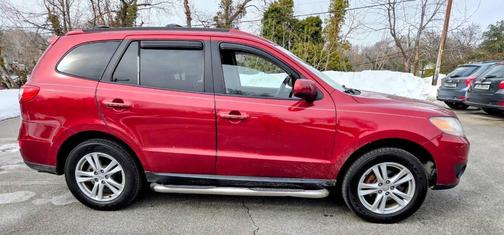 2010 Hyundai SANTA FE SE