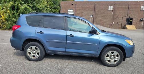2009 Toyota RAV4 Base