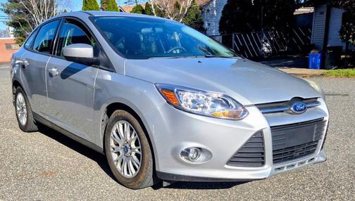 Ingot Silver Metallic 2012 Ford Focus SE
