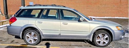 2005 Subaru Outback 3.0 R