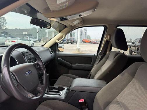 2010 Ford Explorer XLT