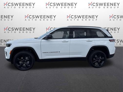 2025 Jeep Grand Cherokee Laredo