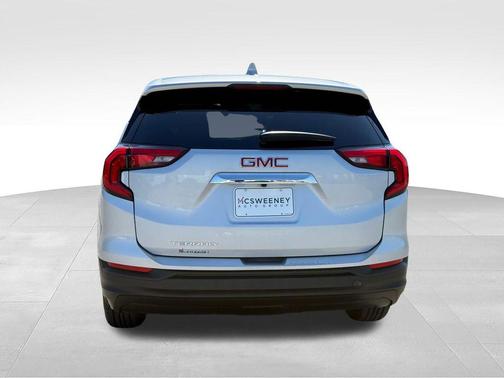 Quicksilver Metallic 2021 GMC Terrain SLE