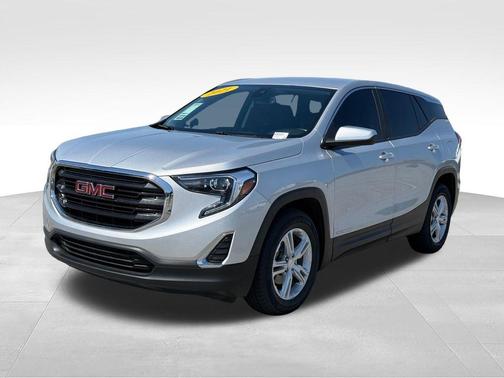 Quicksilver Metallic 2021 GMC Terrain SLE