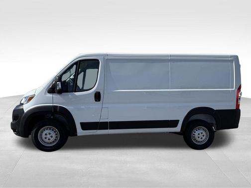 Bright White Clearcoat 2026 RAM ProMaster 1500 Low Roof